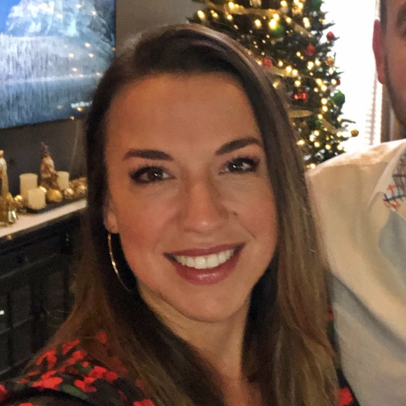 Meet your Posher, Brianna - Picture 1 of 1